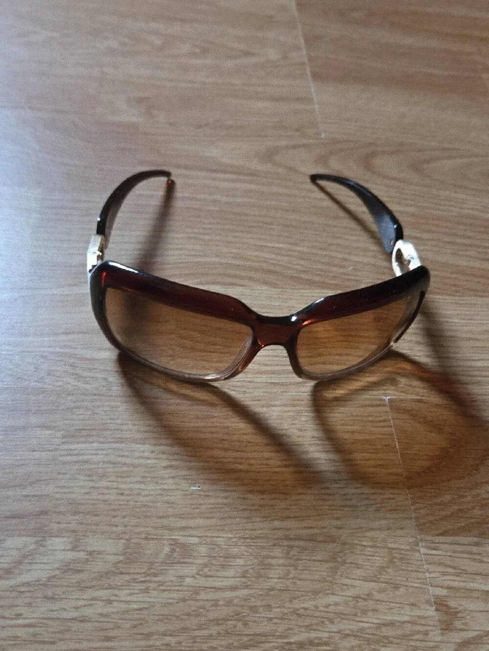 Women's Brown Gradient Sunglasses with Silver Accent